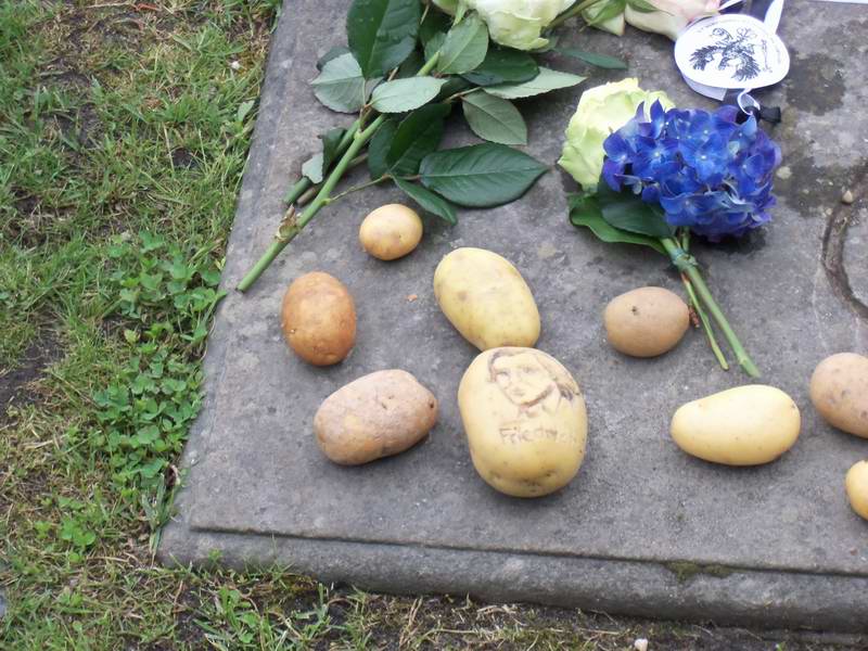 hGrab von Friedrich.jpg